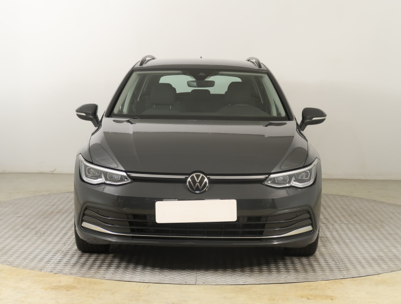 Volkswagen Golf, 2021
