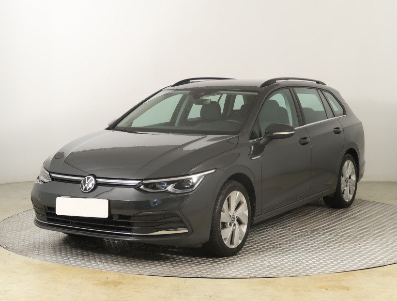 Volkswagen Golf, 2021