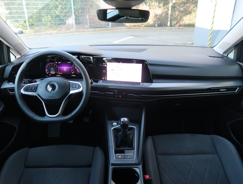 Volkswagen Golf, 2021