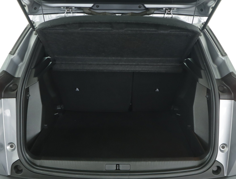 Peugeot e-2008, 2023