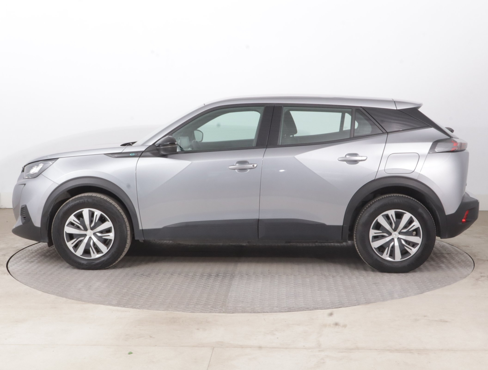 Peugeot e-2008 - 2023