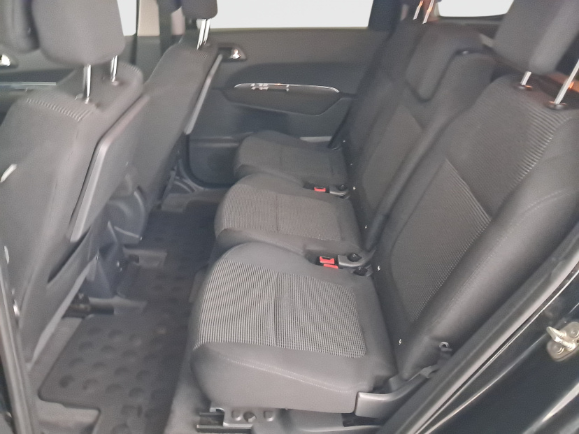 Peugeot 5008, 2012