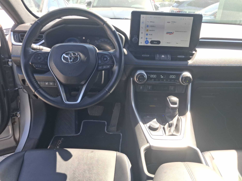 Toyota RAV 4, 2023