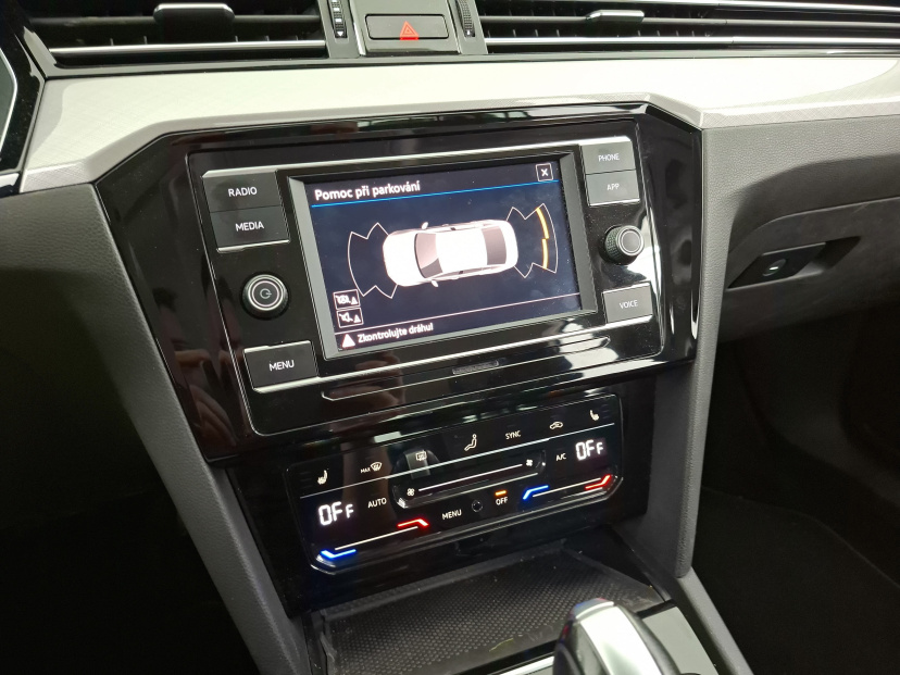 Volkswagen Passat, 2022