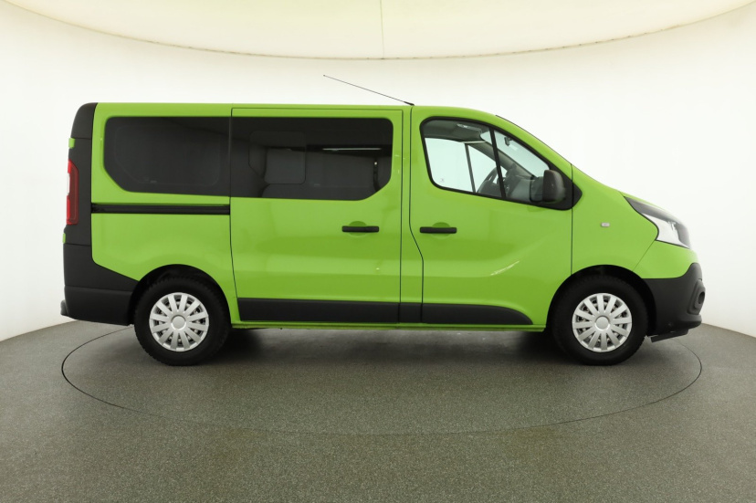 Renault Trafic, 2015