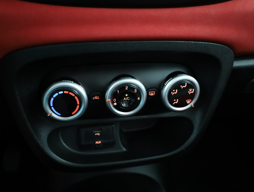 Fiat 500L, 2012