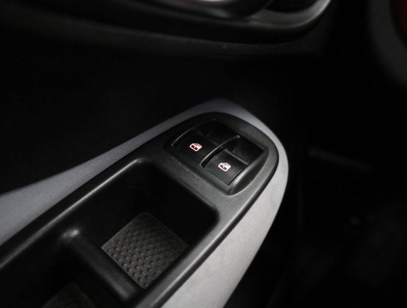Fiat 500L, 2012