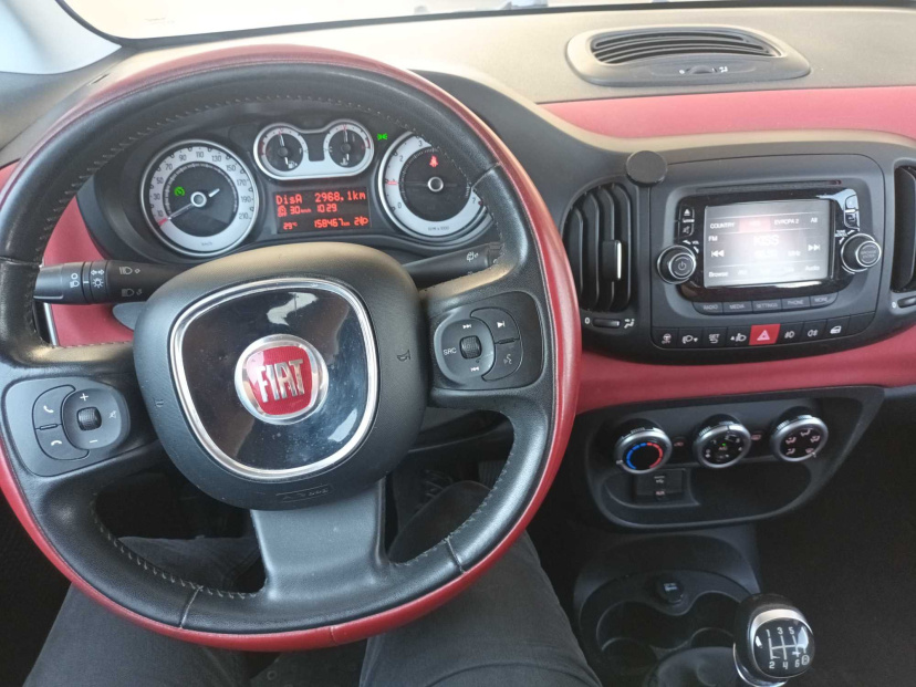 Fiat 500L, 2012