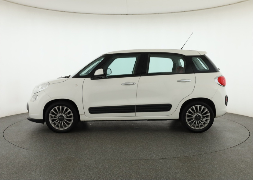 Fiat 500L, 2012