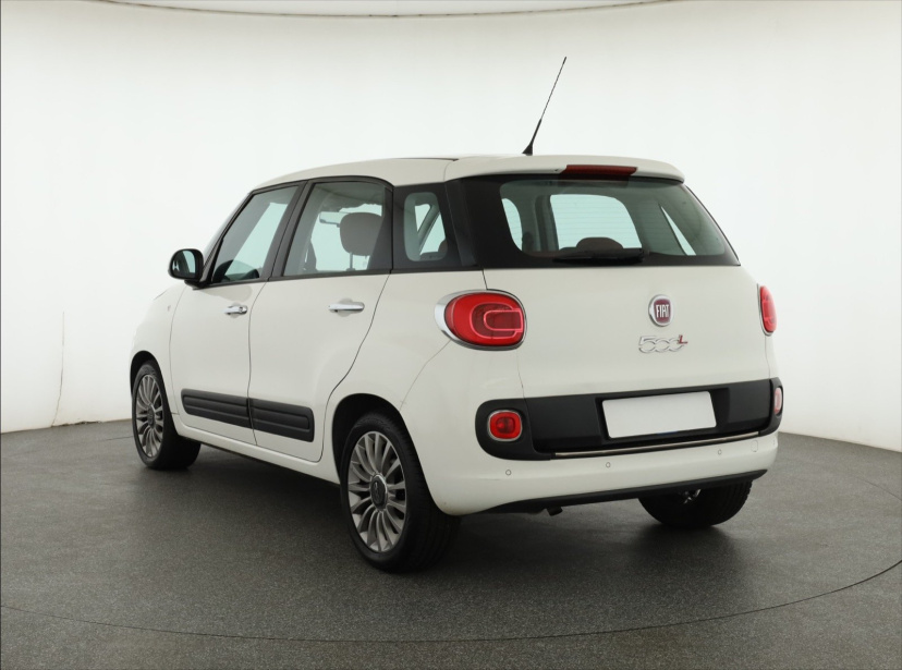 Fiat 500L, 2012