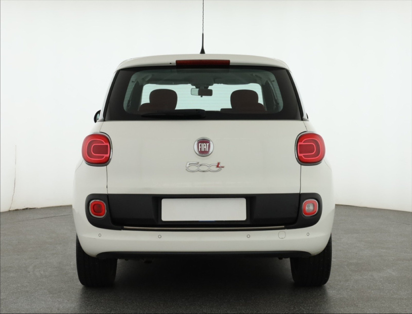 Fiat 500L, 2012