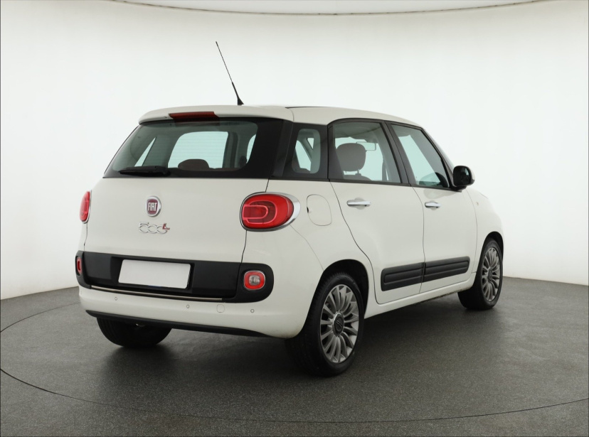Fiat 500L, 2012