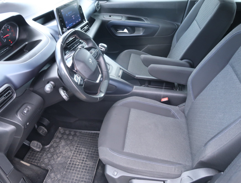 Peugeot Rifter, 2020