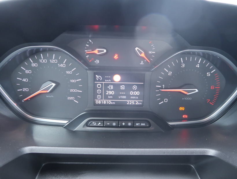 Peugeot Rifter, 2020