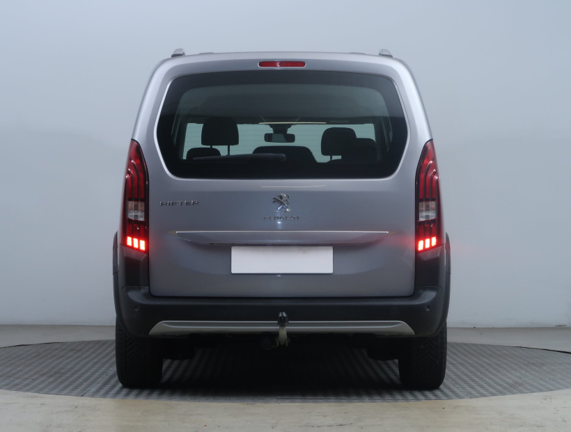 Peugeot Rifter, 2020