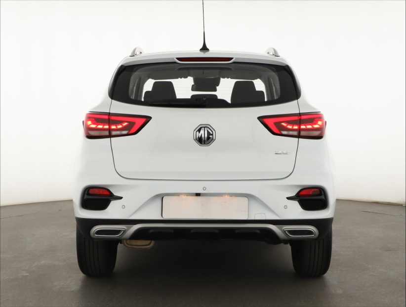 MG ZS SUV, 2024