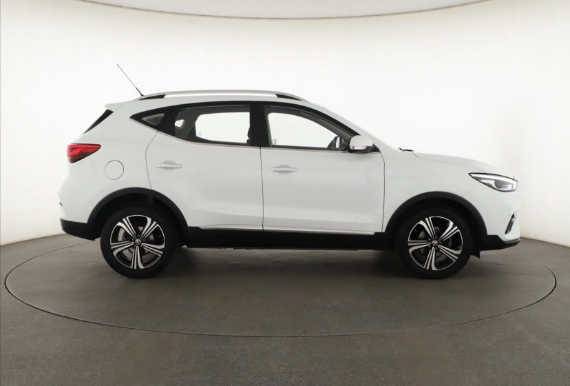 MG ZS SUV, 2024