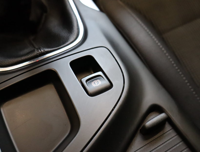 Opel Insignia, 2011