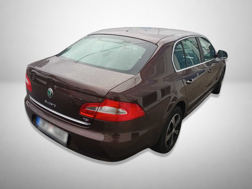 Škoda Superb, 2012