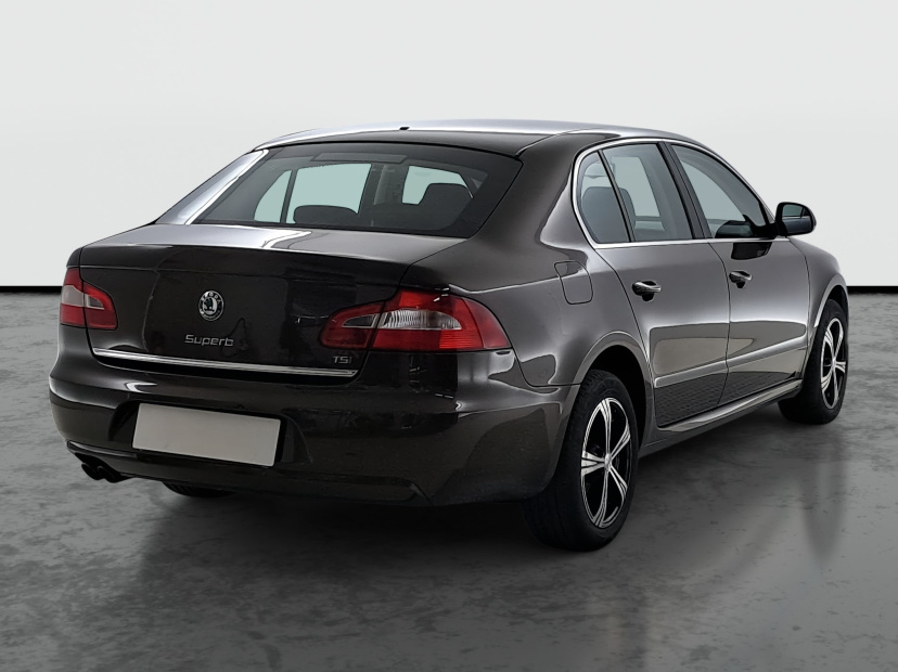 Škoda Superb, 2012