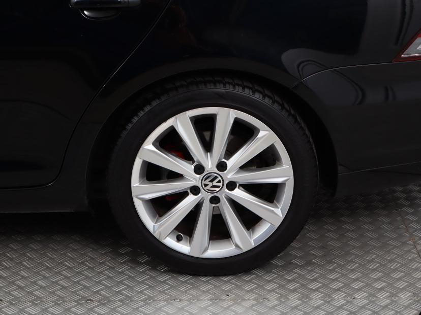 Volkswagen Golf, 2011