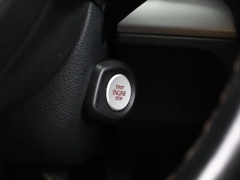 Volkswagen Golf, 2011