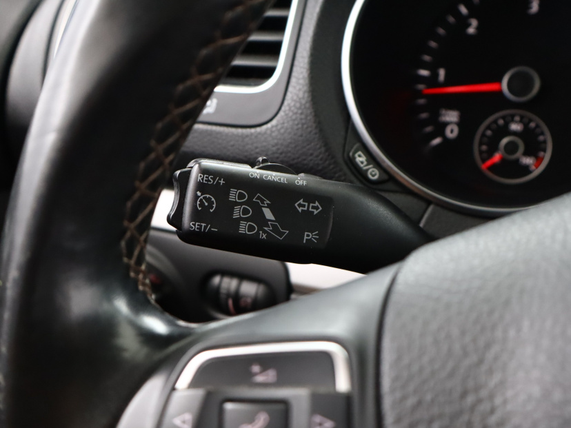 Volkswagen Golf, 2011