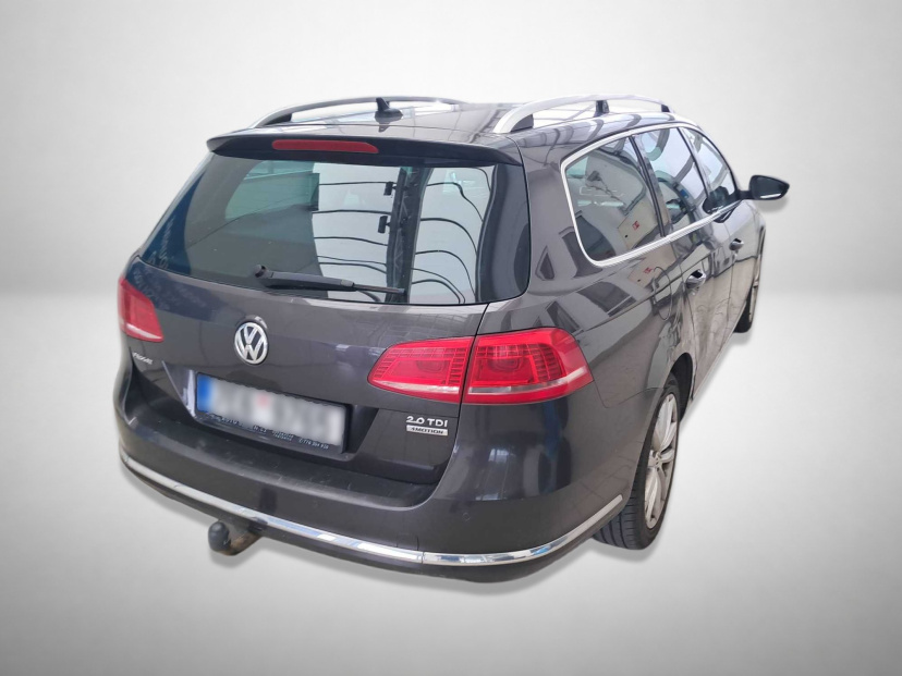 Volkswagen Passat, 2011