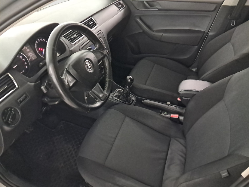 Škoda Rapid Spaceback, 2014
