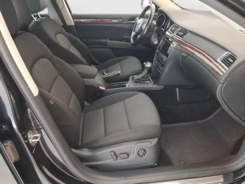 Škoda Superb, 2012