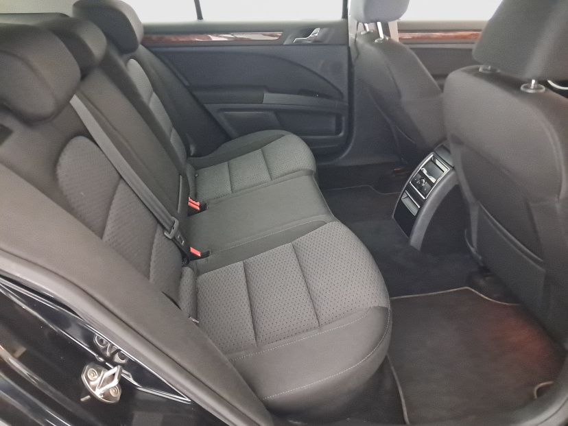 Škoda Superb, 2012