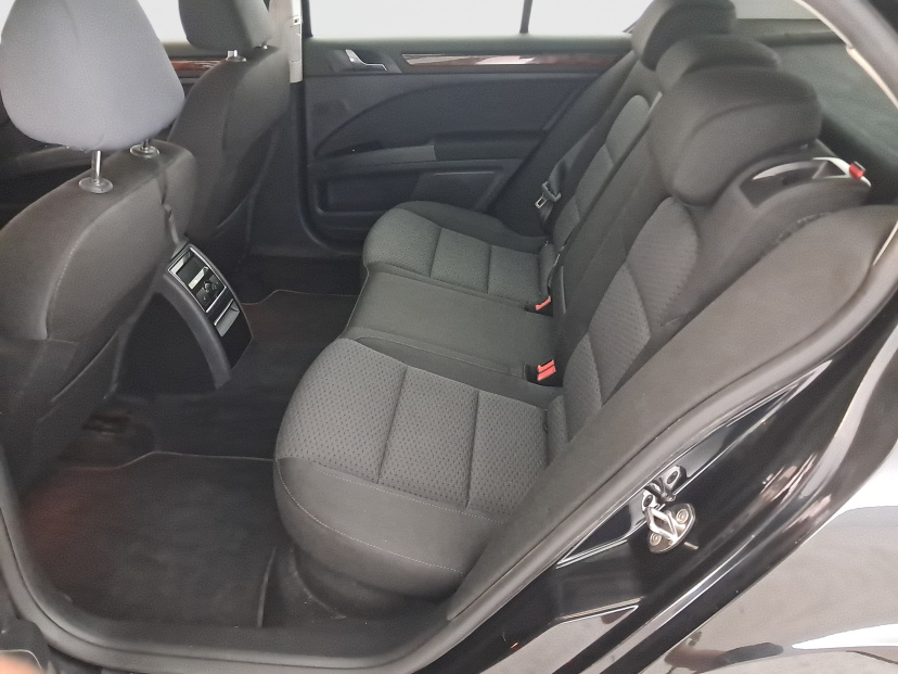 Škoda Superb, 2012