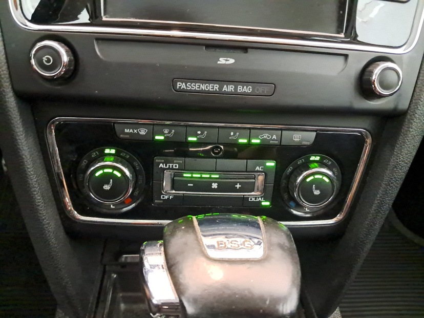 Škoda Superb, 2012