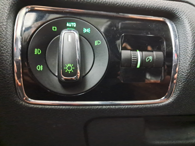 Škoda Superb, 2012