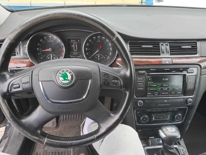 Škoda Superb, 2012