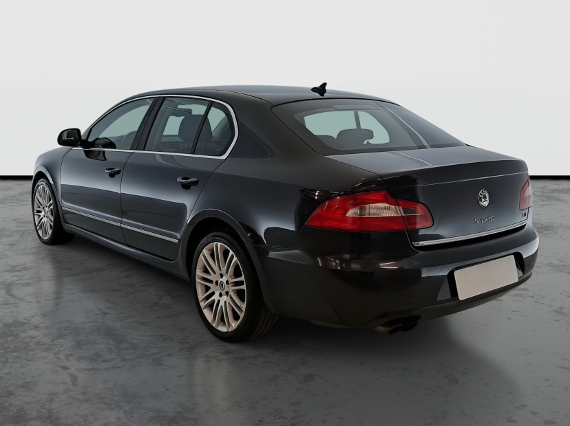 Škoda Superb, 2012