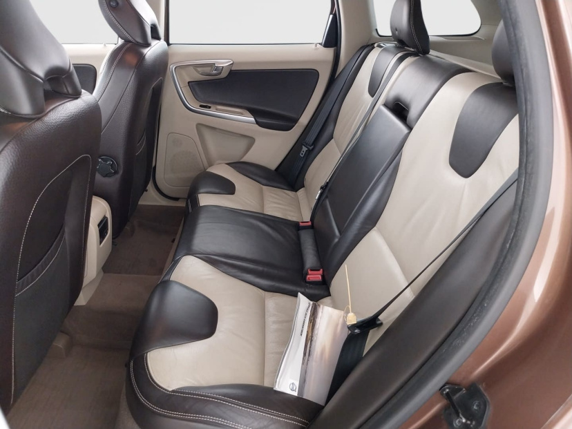 Volvo XC60, 2009