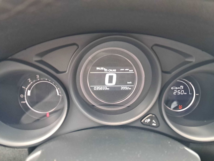 Citroen C4, 2015
