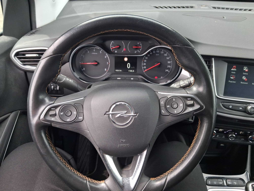 Opel Crossland, 2017