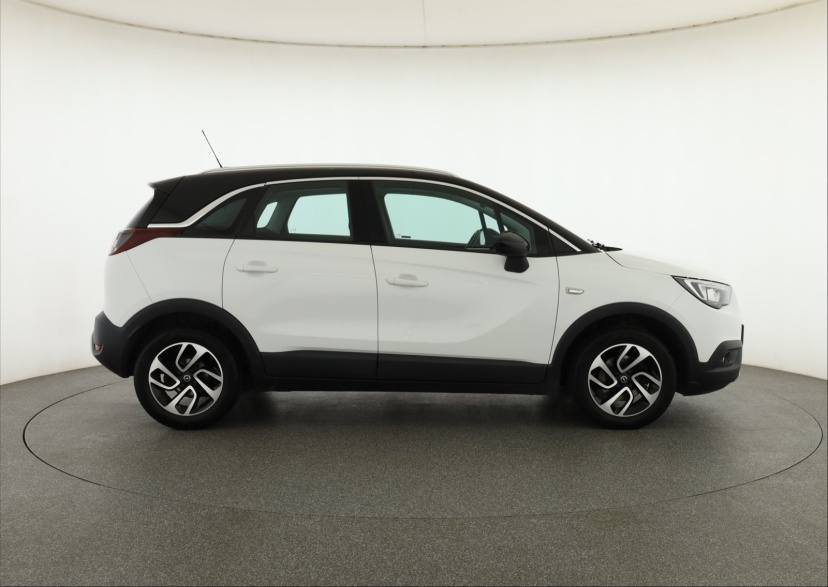 Opel Crossland, 2017