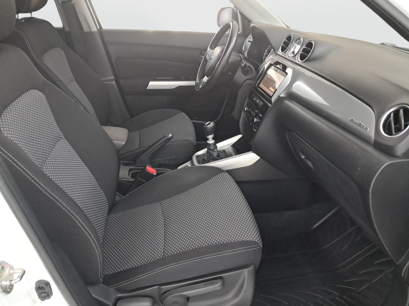 Suzuki Vitara, 2015