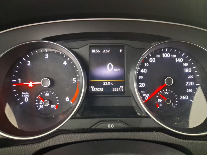 Volkswagen Passat, 2016
