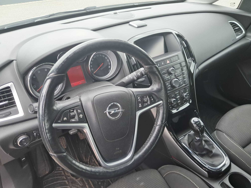 Opel Astra, 2014