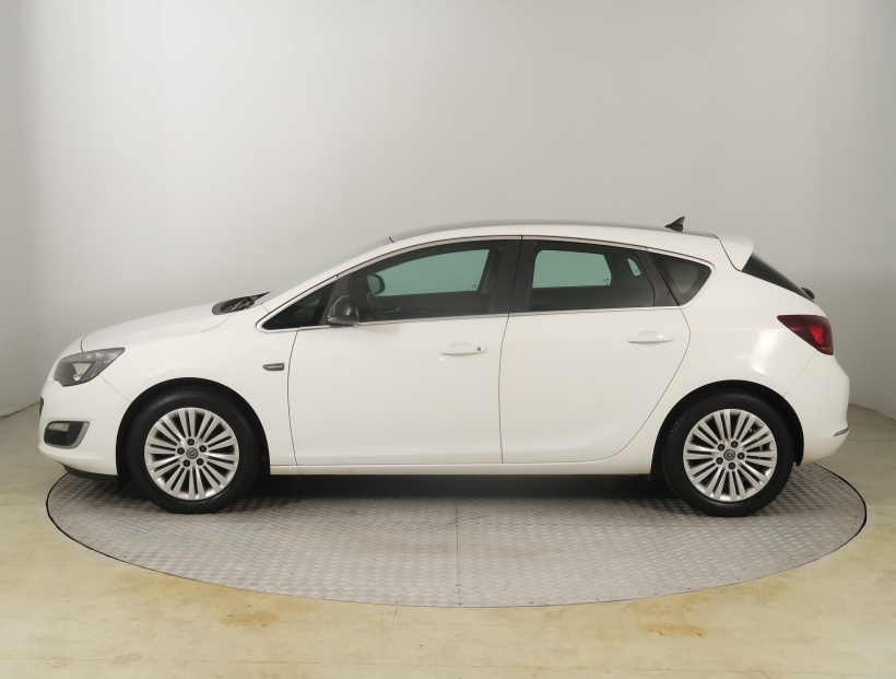 Opel Astra, 2014