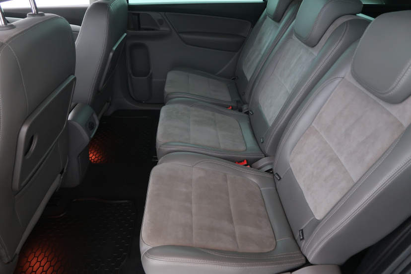 Volkswagen Sharan, 2013