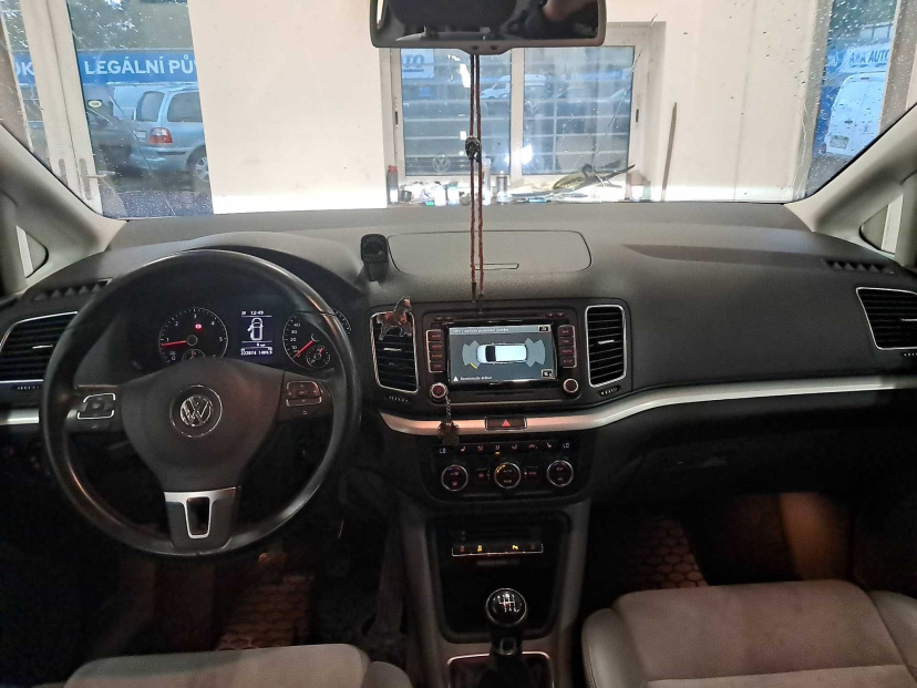 Volkswagen Sharan, 2013