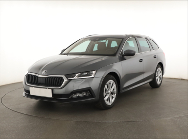Škoda Octavia - 2023