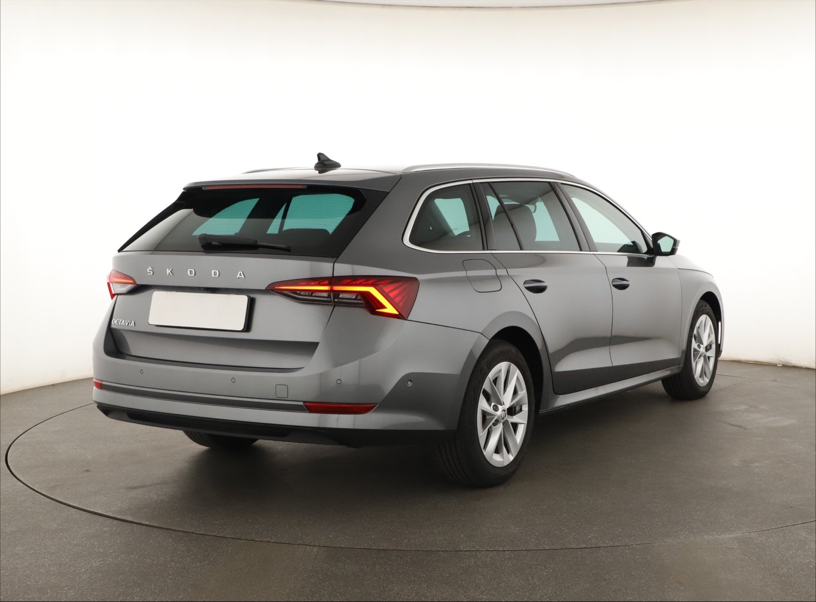 Škoda Octavia - 2023