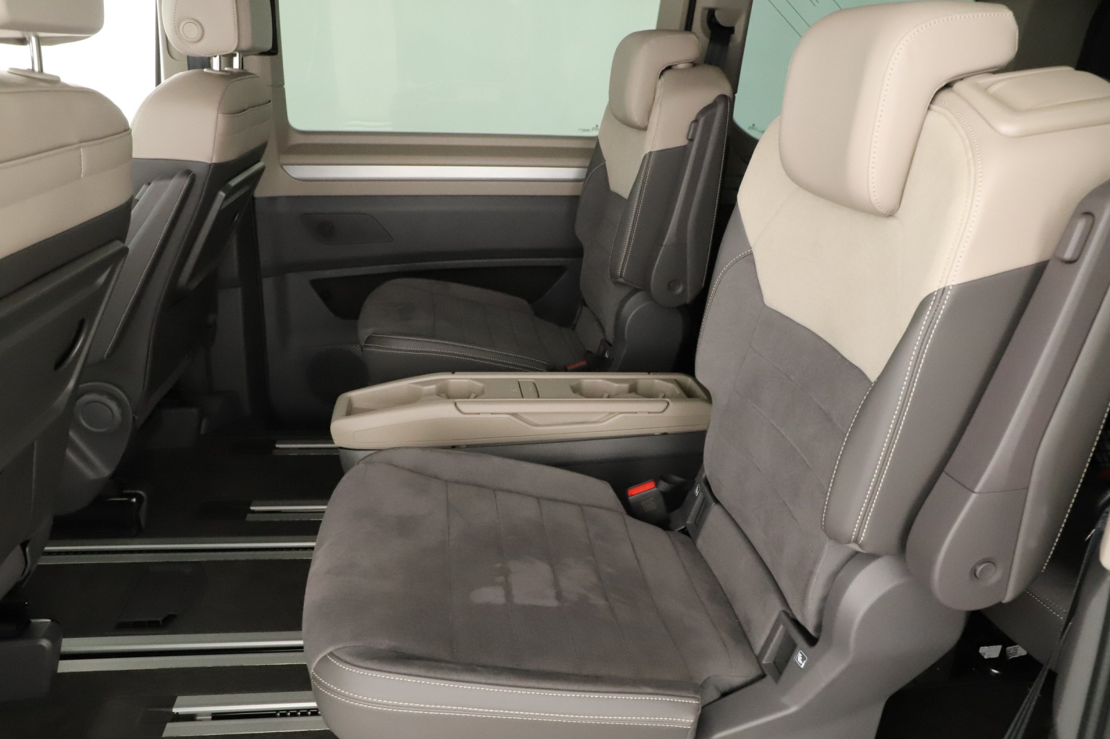 Volkswagen Multivan - 2024