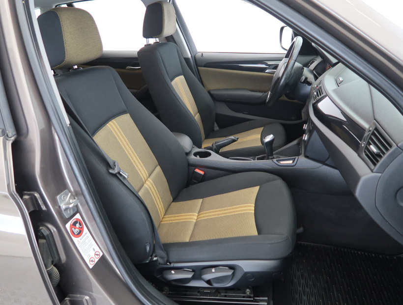 BMW X1, 2011
